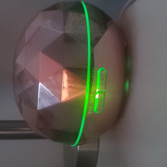 LED Color Changing Essential Oil Mist Diffuser - Picture 7 of 16